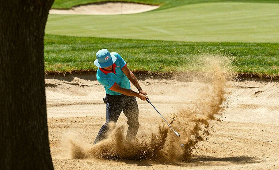 Gậy golf cho trẻ em: vì sao chiều cao quan trọng hơn nhãn tuổi trên hộp giấy