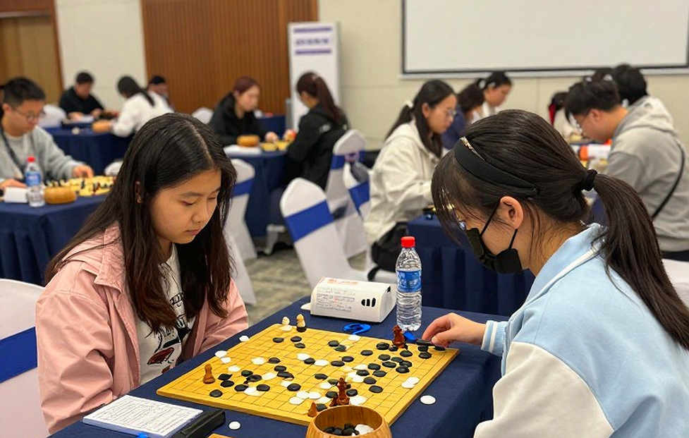 Scandinavian 1...d5: When Carlsen and Bent Larsen Are Sold to Club Players Scandinavian 1...d5: When Carlsen and Bent Larsen Are Sold to Club Players