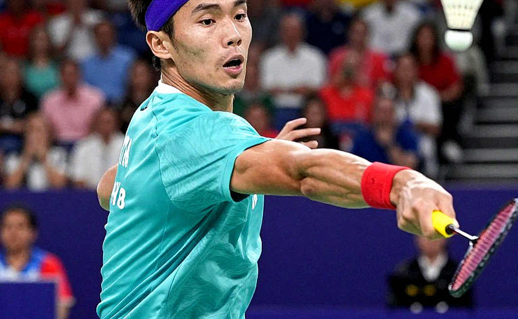 Hiệp ba ở Ichinomiya: Đương kim vô địch đôi nam Asian Games gục ngã và cái giá của một tuần lễ không có khoảng nghỉ Hiệp ba ở Ichinomiya: Đương kim vô địch đôi nam Asian Games gục ngã và cái giá của một tuần lễ không có khoảng nghỉ