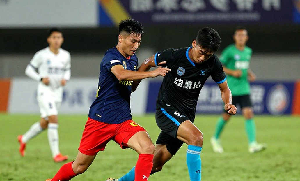 Pascal Struijk và suất trống ở Oranje: một trung vệ 27 tuổi đứng giữa hai lá cờ Pascal Struijk và suất trống ở Oranje: một trung vệ 27 tuổi đứng giữa hai lá cờ