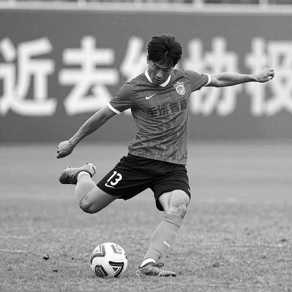 Vietnam U23 2-0 Philippines U23: 45 Minutes to Crack a 10-Man Low Block, and the Real Match Sits on September 22 Vietnam U23 2-0 Philippines U23: 45 Minutes to Crack a 10-Man Low Block, and the Real Match Sits on September 22