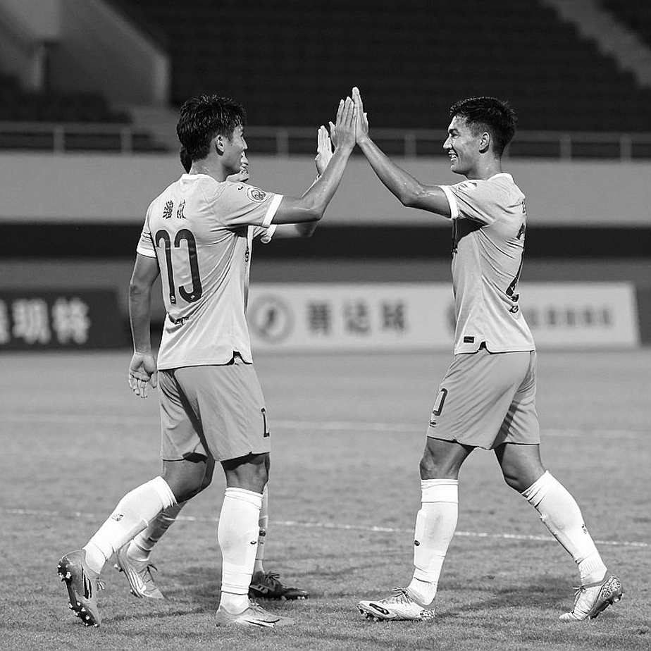 Enzo Maresca và Phil Foden: bốn bàn sau hai trận và niềm tin chưa ai kiểm chứng