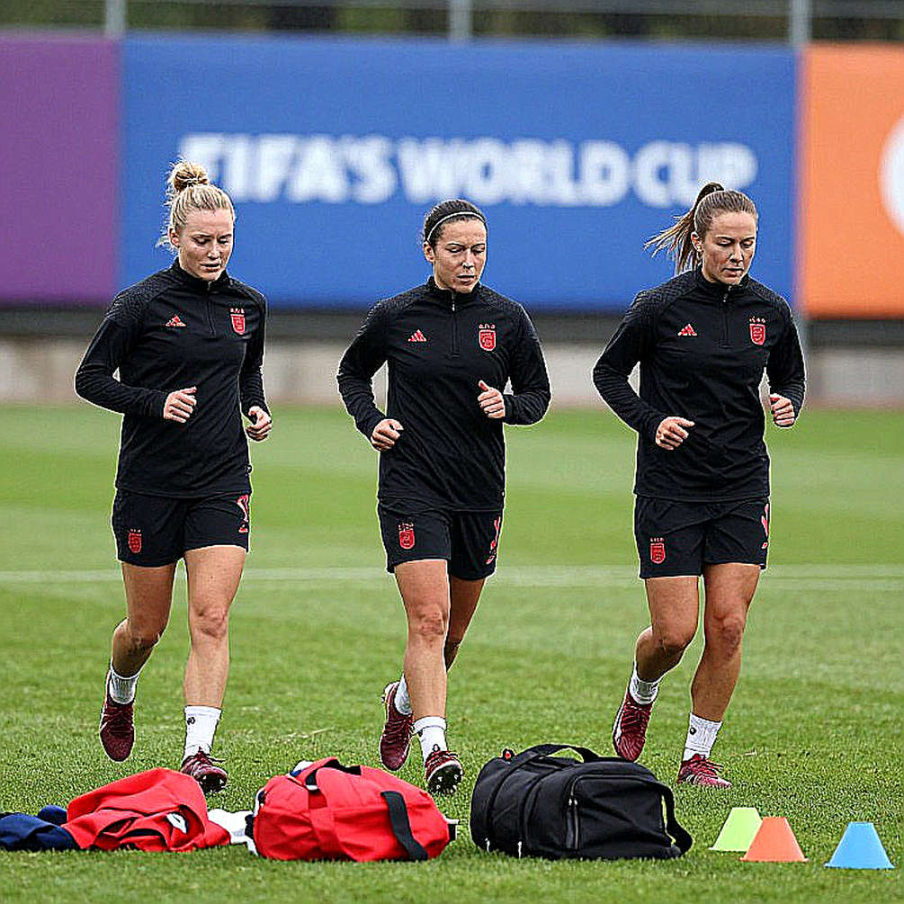 Raphinha, siêu cò Ali Barat và bài toán số 9: Barcelona đang tự ép giá chính mình? Raphinha, siêu cò Ali Barat và bài toán số 9: Barcelona đang tự ép giá chính mình?
