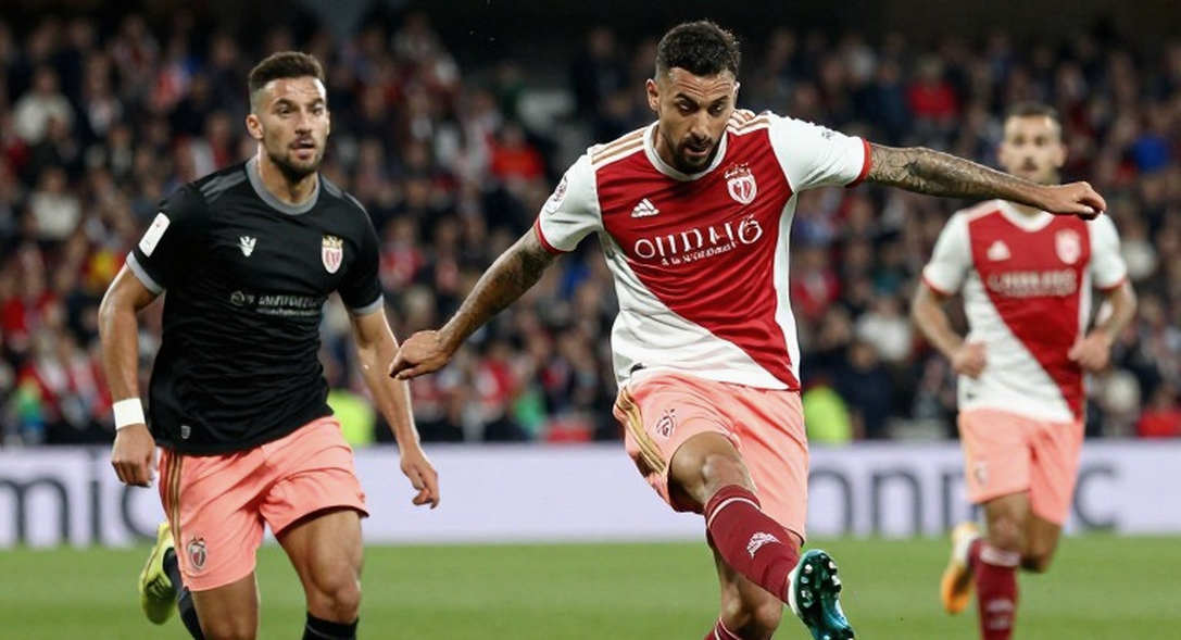 Raphinha, siêu cò Ali Barat và bài toán số 9: Barcelona đang tự ép giá chính mình? Raphinha, siêu cò Ali Barat và bài toán số 9: Barcelona đang tự ép giá chính mình?