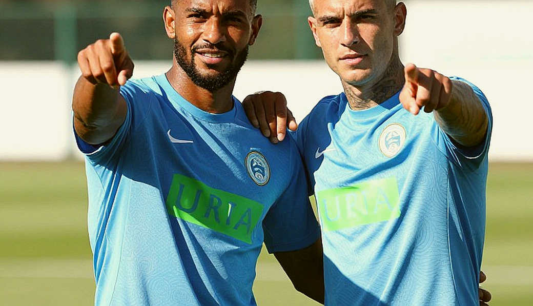 Totti và Spalletti: Sáu năm im lặng, một cái ôm ở bệnh viện và hai quảng cáo để gọi hòa bình Totti và Spalletti: Sáu năm im lặng, một cái ôm ở bệnh viện và hai quảng cáo để gọi hòa bình