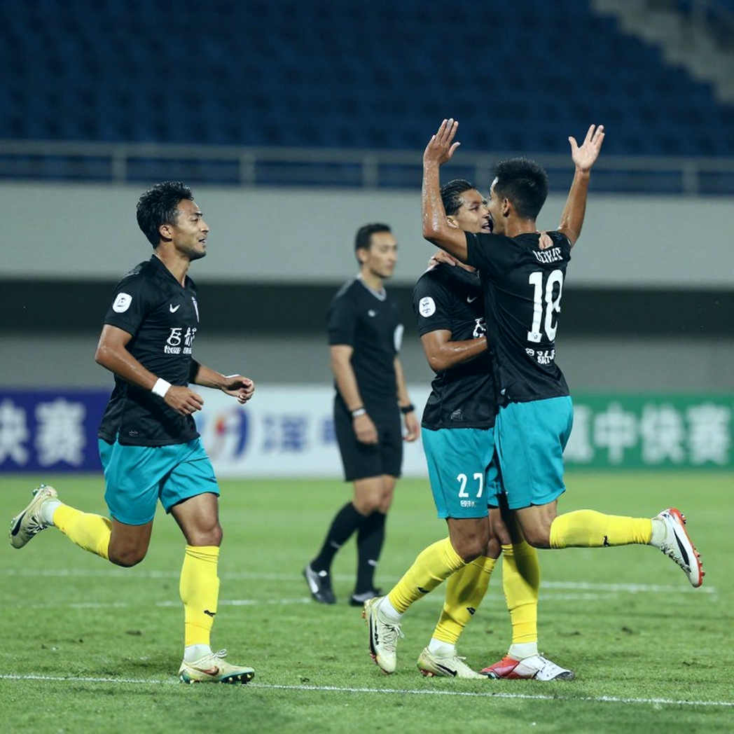 Bỏ phiếu 5-0 cho Gabriel: Khi hội đồng KMI khép lại tranh cãi, Chelsea vẫn không giữ sạch lưới sau 20 trận