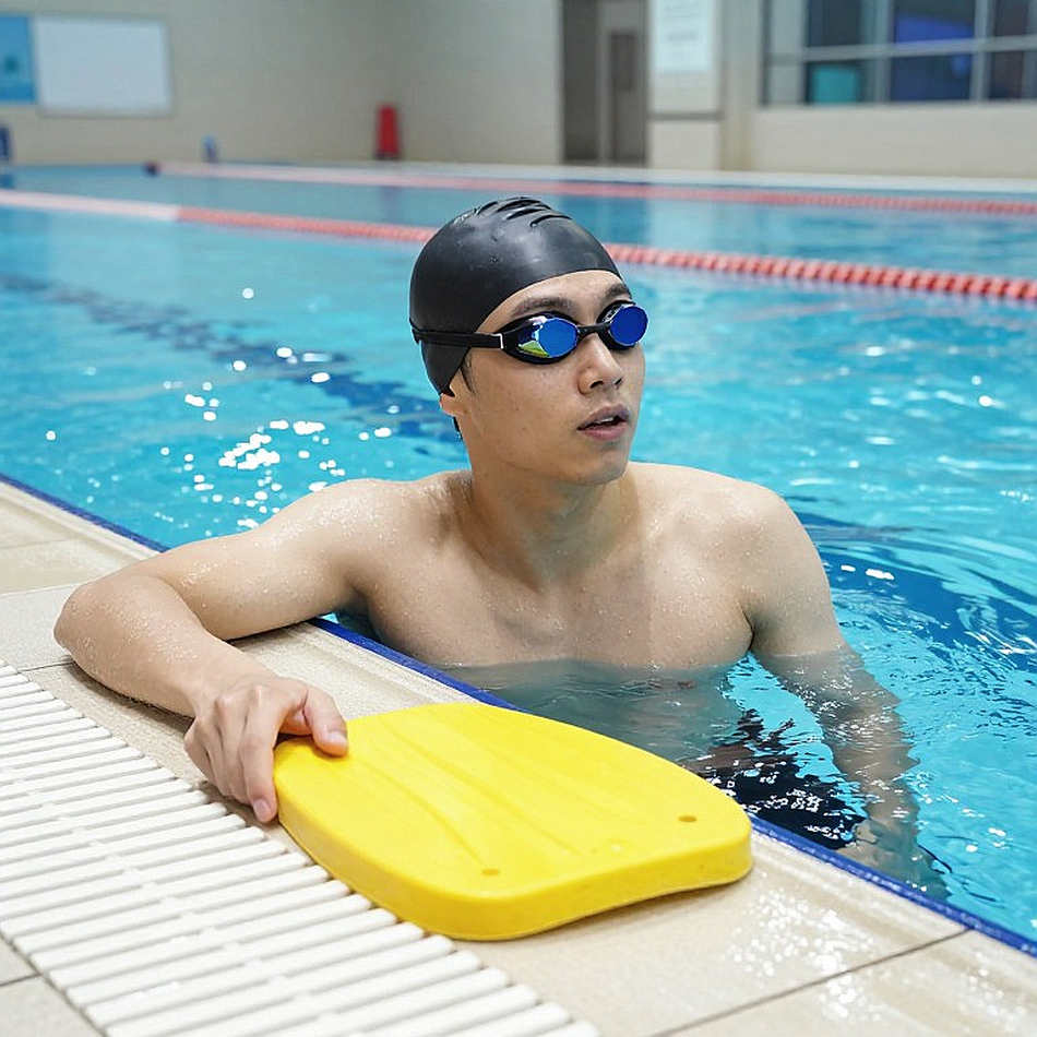 Cameron McEvoy and the 100m Freestyle Gamble: When Ten-Year-Old Data Must Answer a New Question Cameron McEvoy and the 100m Freestyle Gamble: When Ten-Year-Old Data Must Answer a New Question